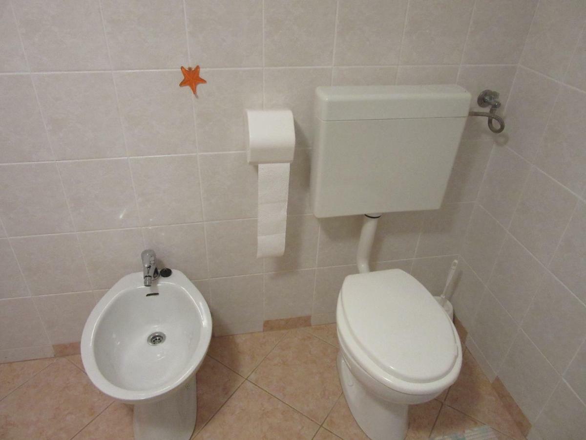 Apartmani Gracijela Karlobag Kültér fotó